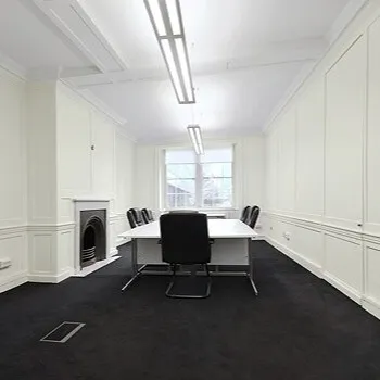 Aldgate Business Centre
46 Aldgate High Street