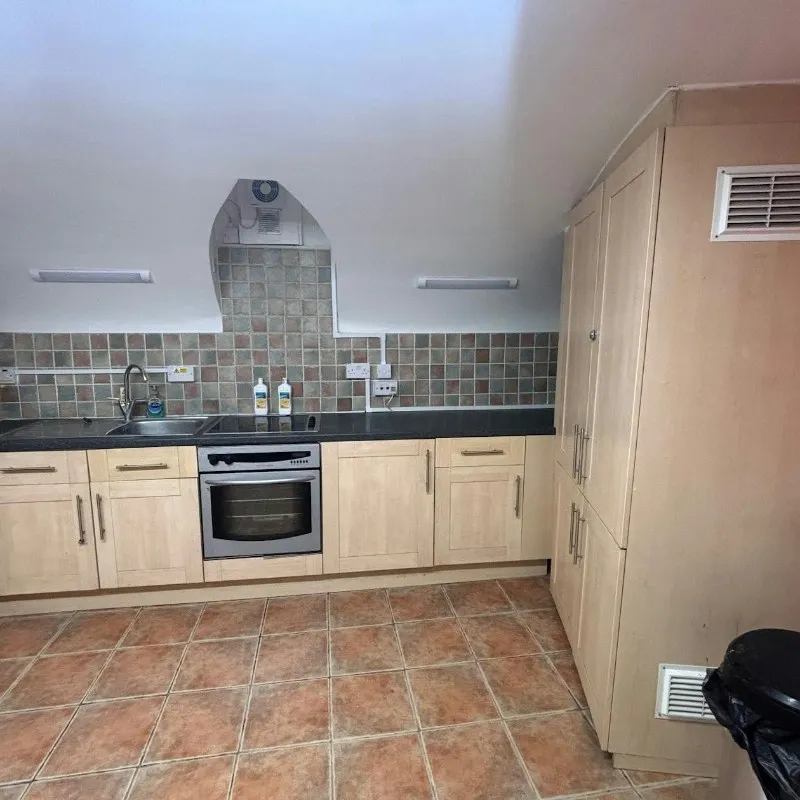 1 Little King Street