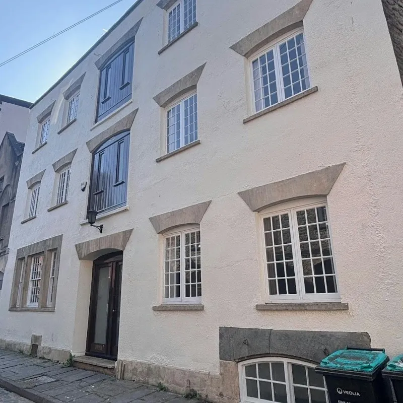 1 Little King Street