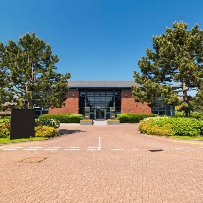 160 Aztec West - BS32