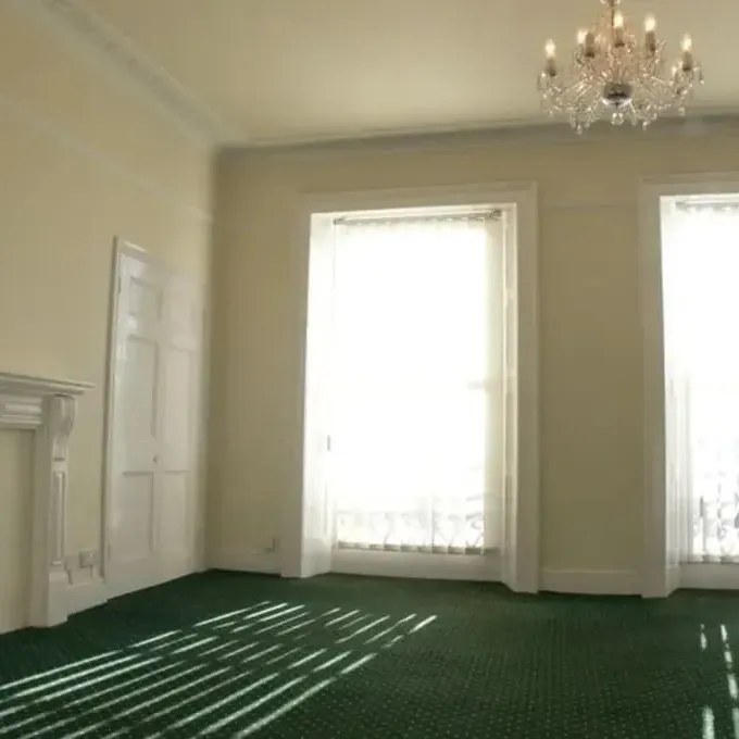 Saville Court Business Centre,
10-11 Saville Place