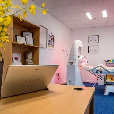 Priority Business Park,
Cardiff Road