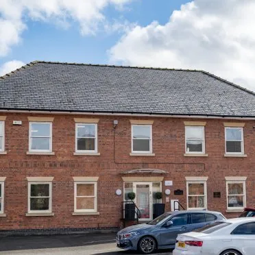 The Mill House, Station Road - DE74