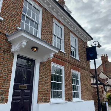 13 Upper High Street, Thame, Oxfordshire - OX9