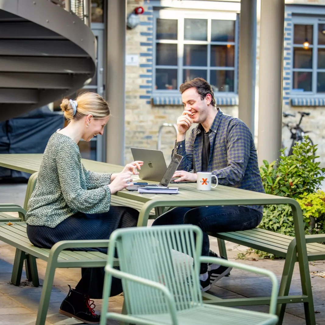 Huguenot Place,
Heneage Street