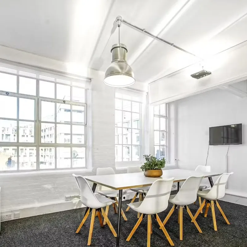 31 Great Sutton Street