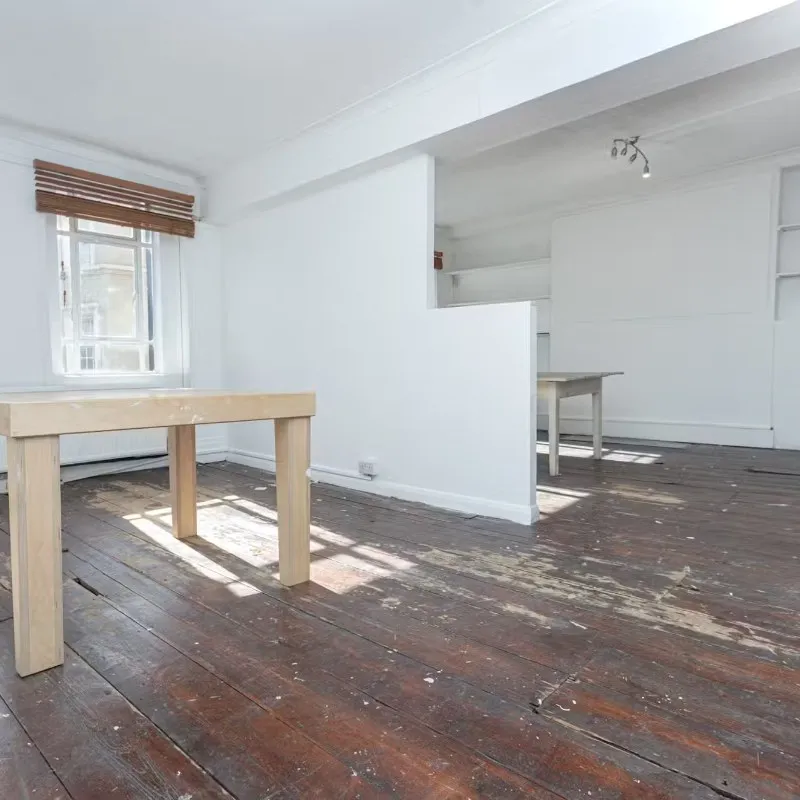 5 Great Newport Street