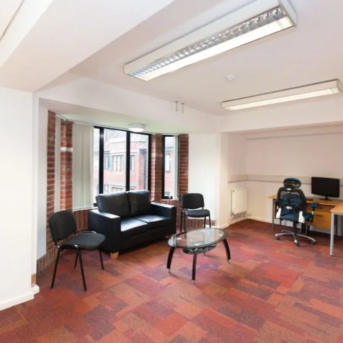 60 Weoley Park Road - B29