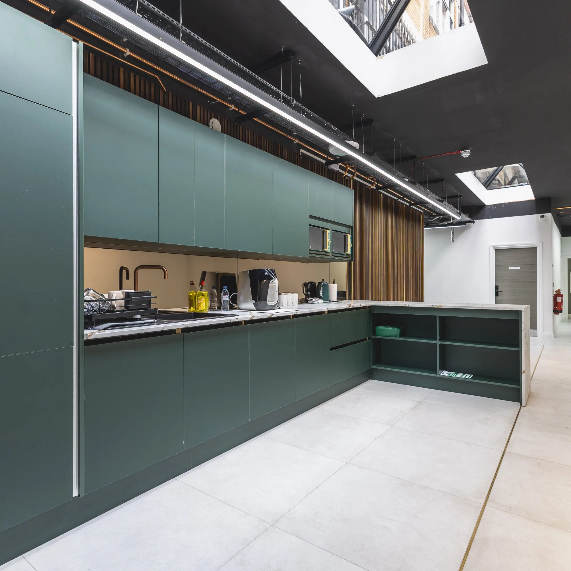 56-60  Nile Business centre, Nelson Street