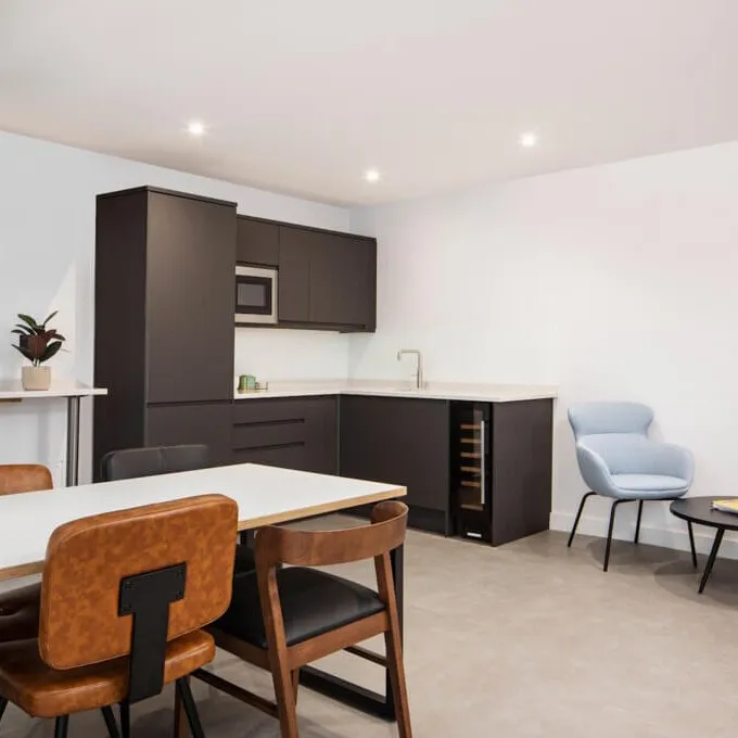 21-22 Warwick Street