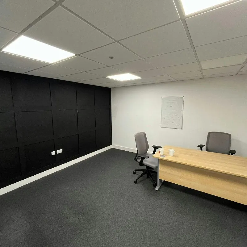 Backstone Business Centre 
Whitehouse Street, 
Hunslet