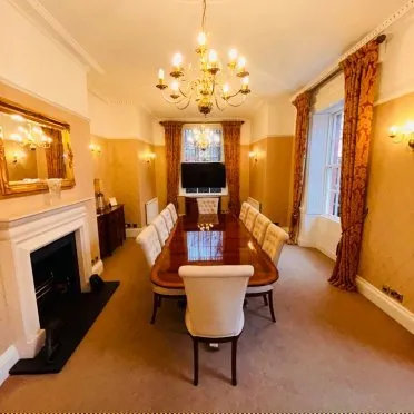 King Charles House, 2 Caste Hill