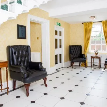 King Charles House, 2 Caste Hill