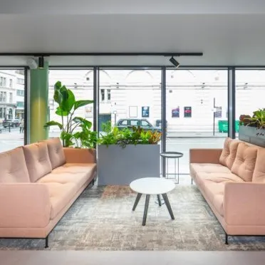 The Lighthouse
1 Kings Cross Bridge