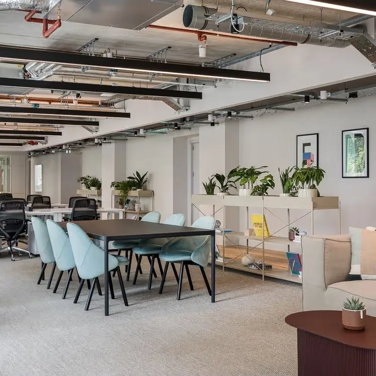 251 Southwark Bridge Road