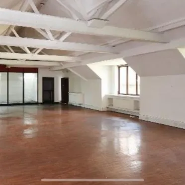 The Lodge and Annex,
Harmondsworth Lane