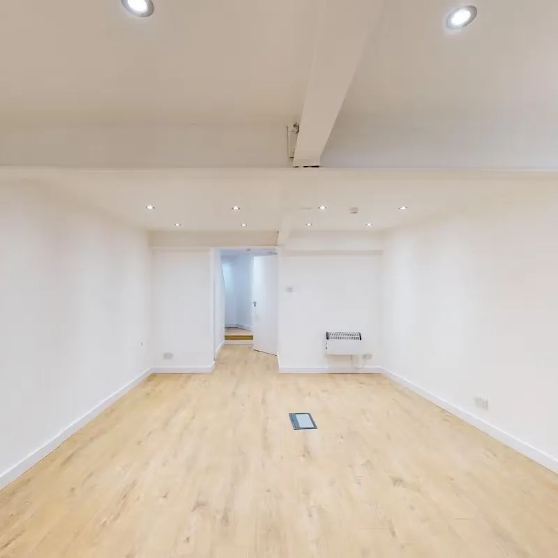 74 Clerkenwell Road,
Farringdon