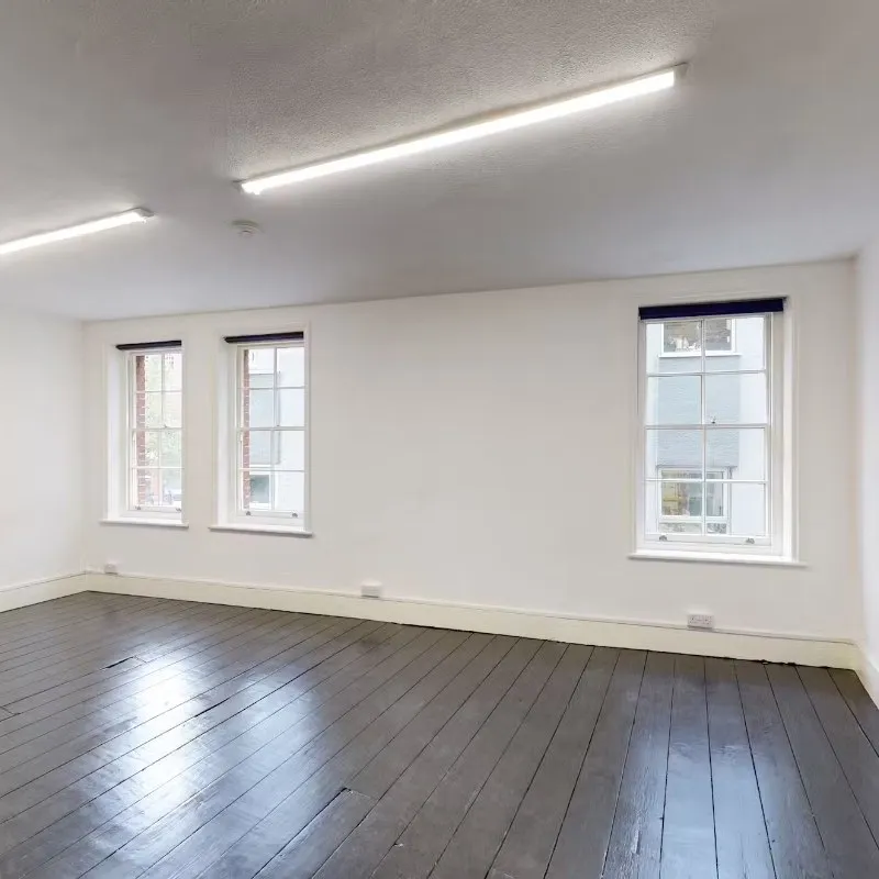 Albion Buildings, 
1 Back Hill,
Holborn