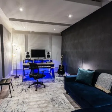 The Qube
168 Dukes Road