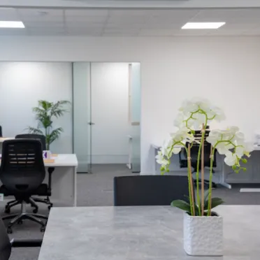 Noble House
Capital Drive
Linford Wood