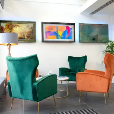 Noble House
Capital Drive
Linford Wood