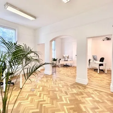 Hinton Chambers
Hinton Road