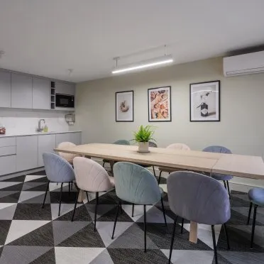 Borough Townhouse, 
70 Borough High Street