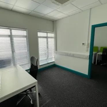 The International House, 
Cray Avenue