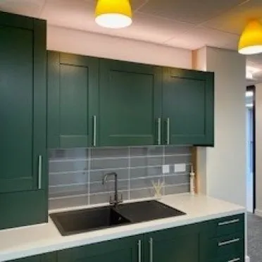 6 Garden Place, 
Victoria Street