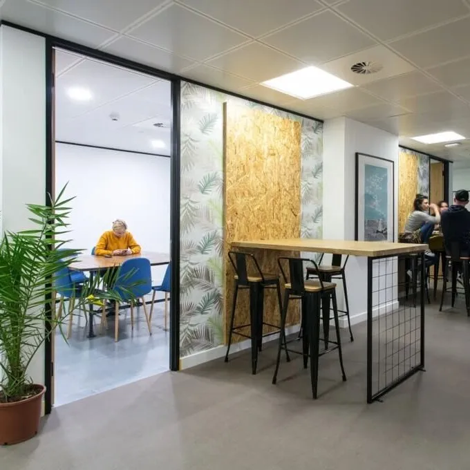 1 Victoria Street, 
Redcliffe