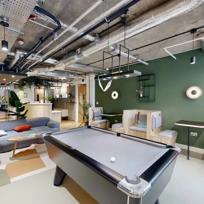 101 Victoria Street, 
Redcliffe