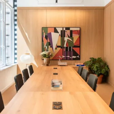 17 Saint Helen's Place