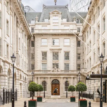 17 Saint Helen's Place