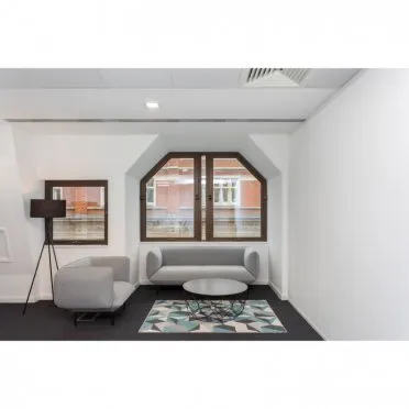 Pluto House, 
6 Vale Avenue