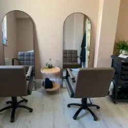 Austen House
2 High Street