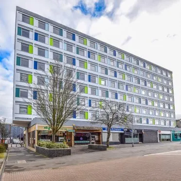 Westgate House
1 West Gate