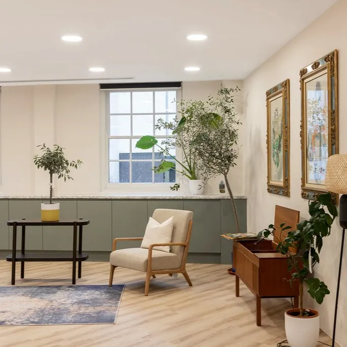 11 Slingsby Place, 
St Martin's Courtyard