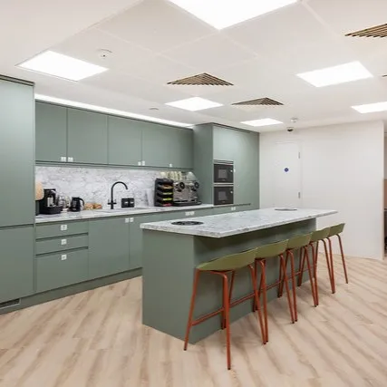 11 Slingsby Place, 
St Martin's Courtyard