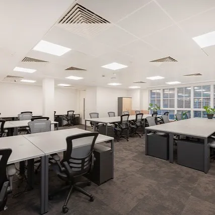 11 Slingsby Place, 
St Martin's Courtyard