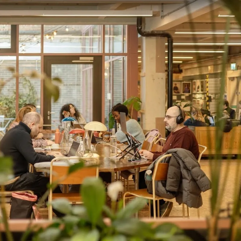 Oru Space, 
Times Square Shopping Centre, 
High St