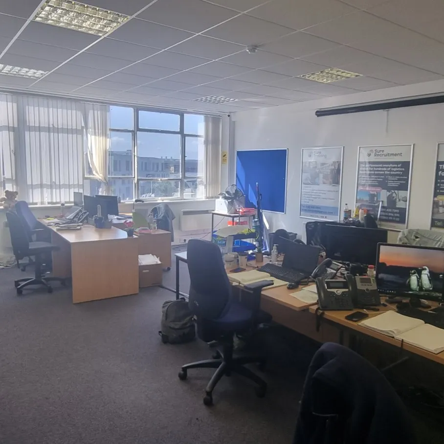 David Dale Business Centre
159 Broad St