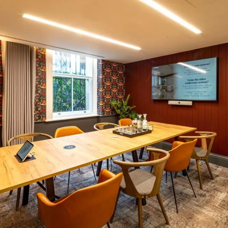 117 Piccadilly - W1J