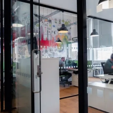 Royal Standard Place, Park Row