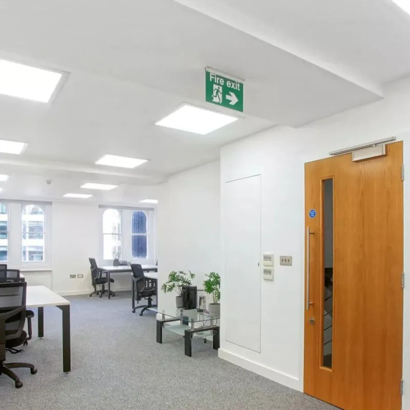 5 Saint Bride Street