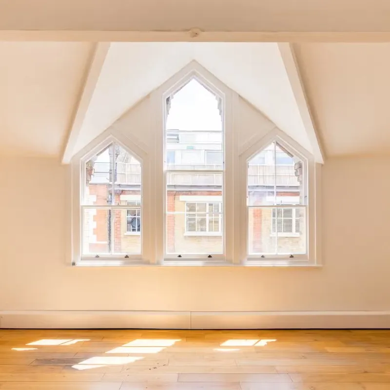 14-15 Carlisle Street