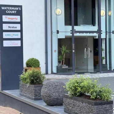 Captain's House, Kingsbury Crescent - TW18