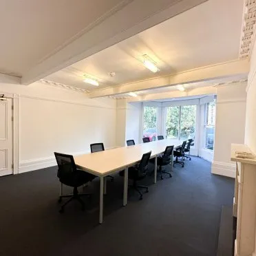 6 Lower Teddington Road,
Hampton Wick