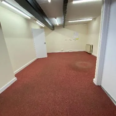 Headstart House
39 High Street