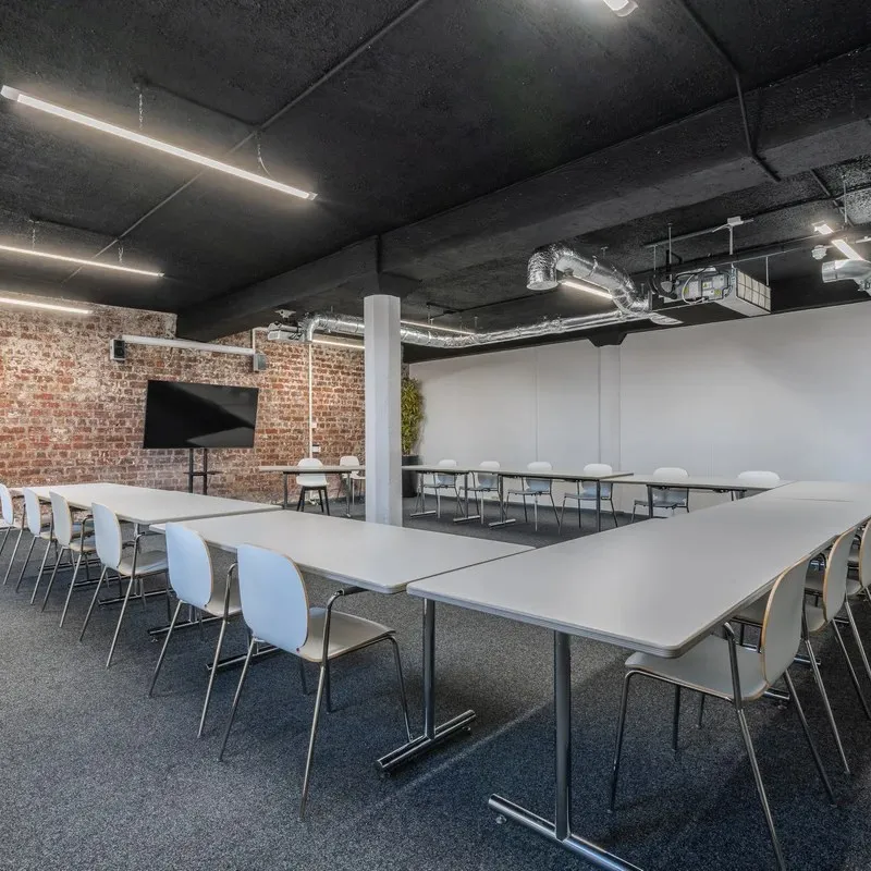 The Pentagon Centre 
36 Washington Street