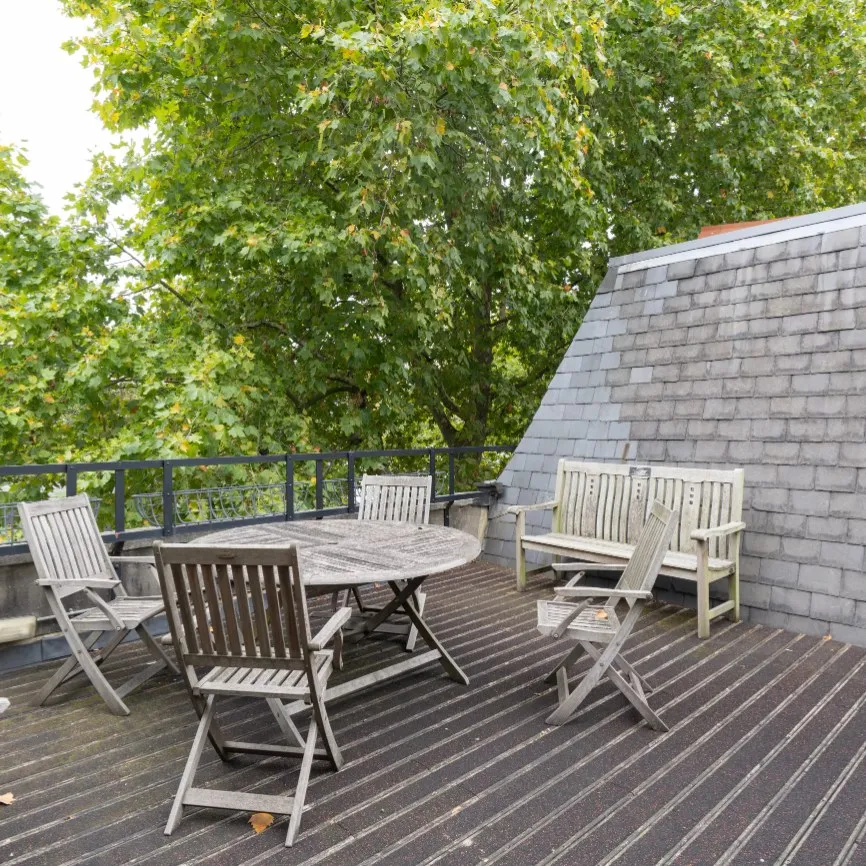 Cornerstone Studios, 1 Addington Square